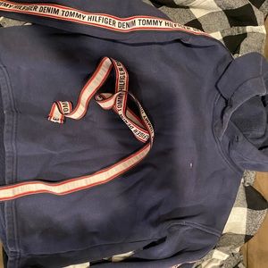 tommy hilfiger cropped sweater